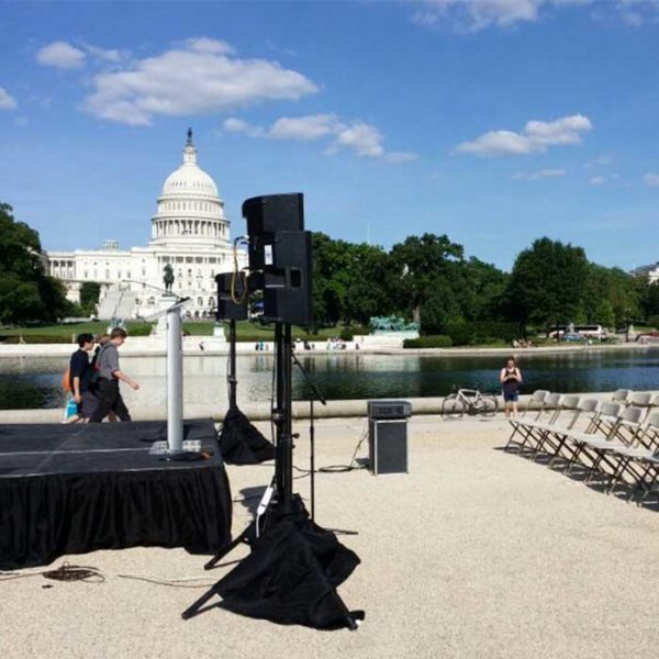 white-house-outdoors-stage